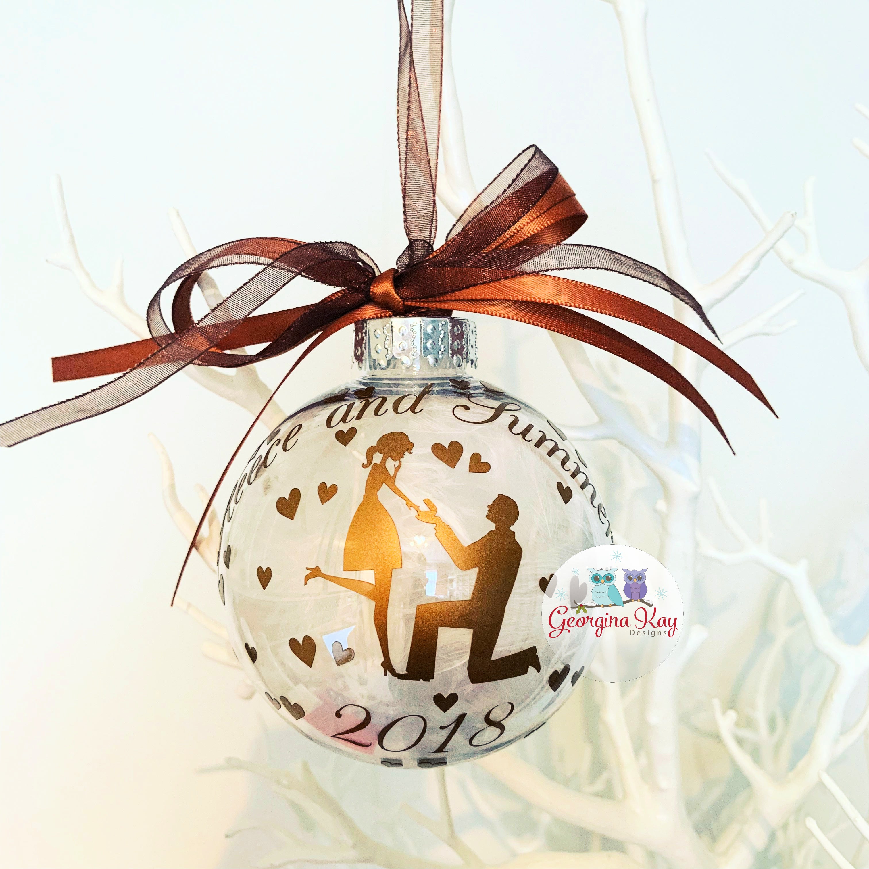 Engagement Bauble (Feather)