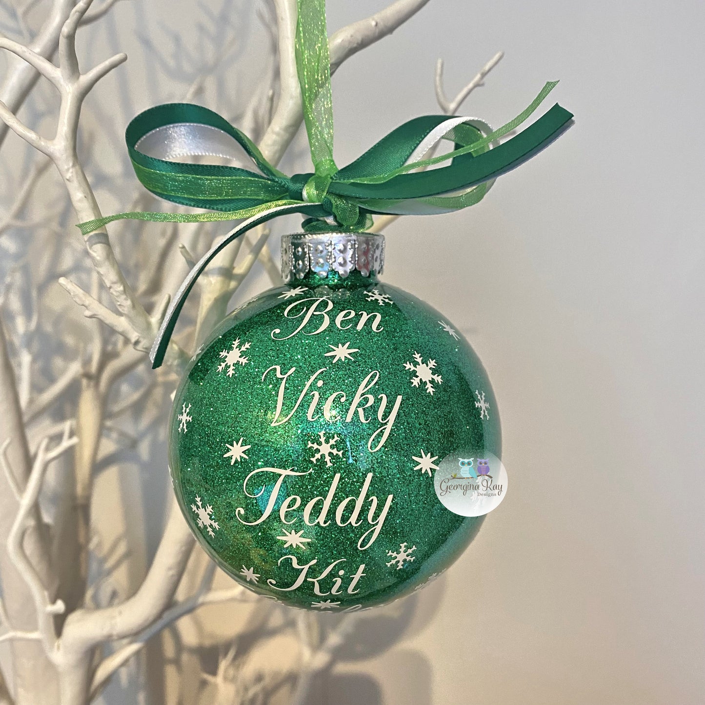 Family List Bauble