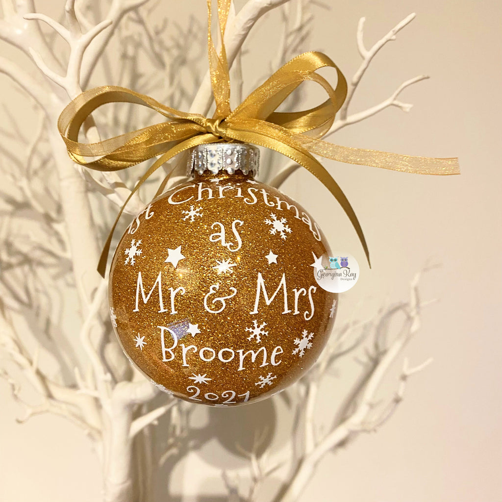 First Christmas as Mr & Mrs Bauble