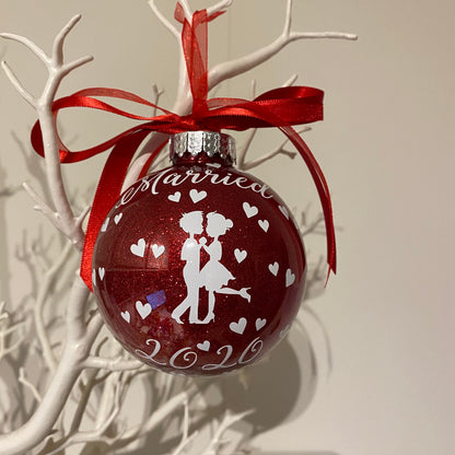 Cute Couple Just Married Bauble