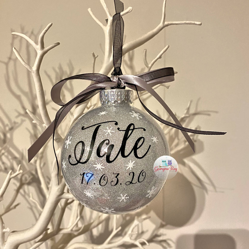 Name and Year Bauble