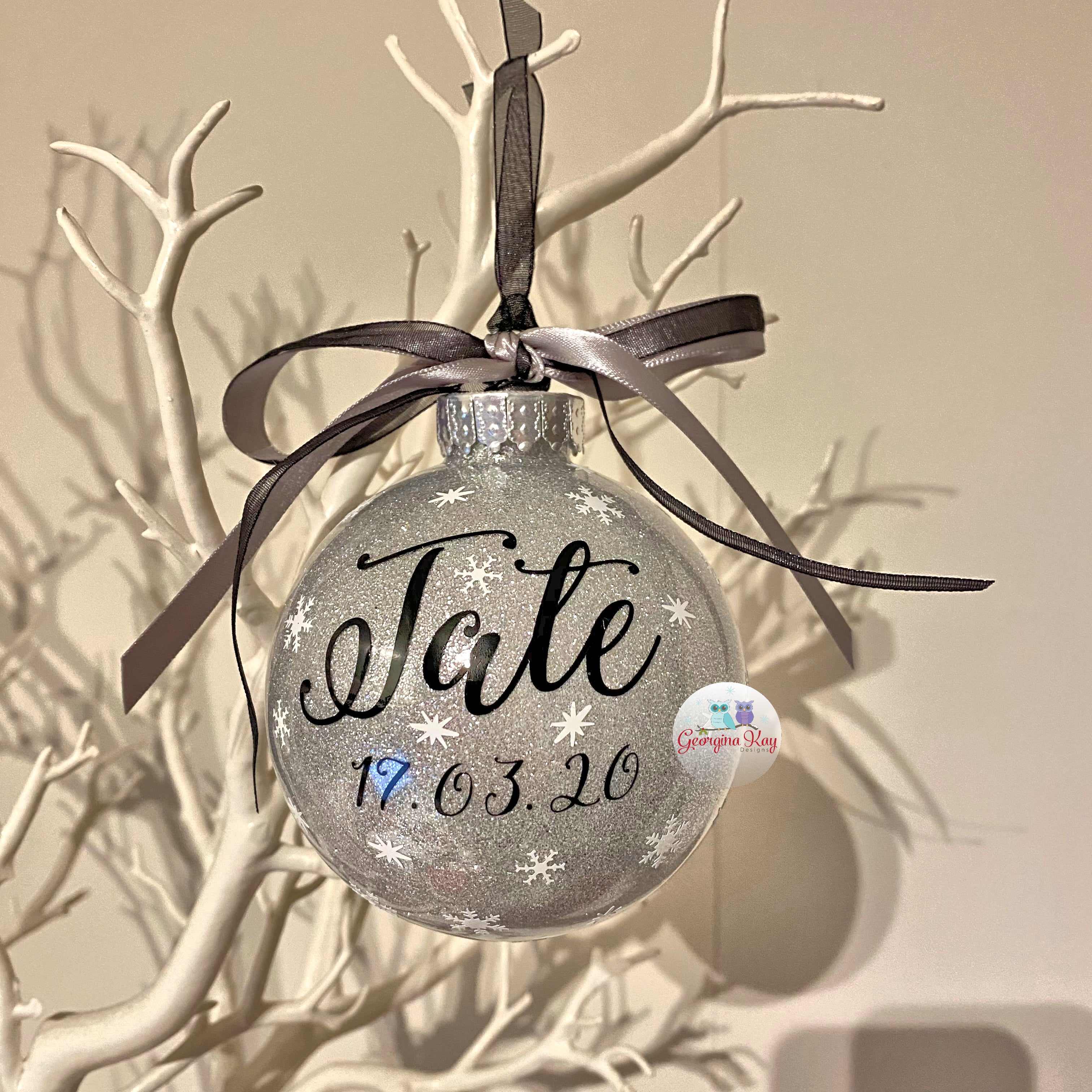Name and Year Bauble